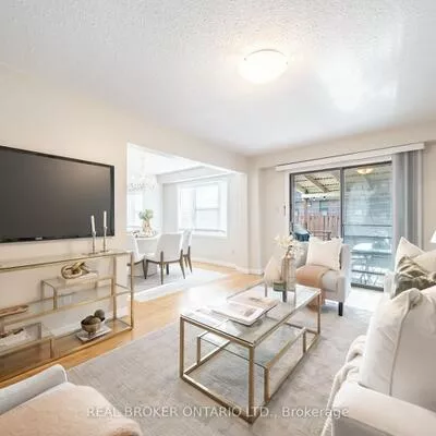 11, Blue Lagoon, Eglinton East, Toronto