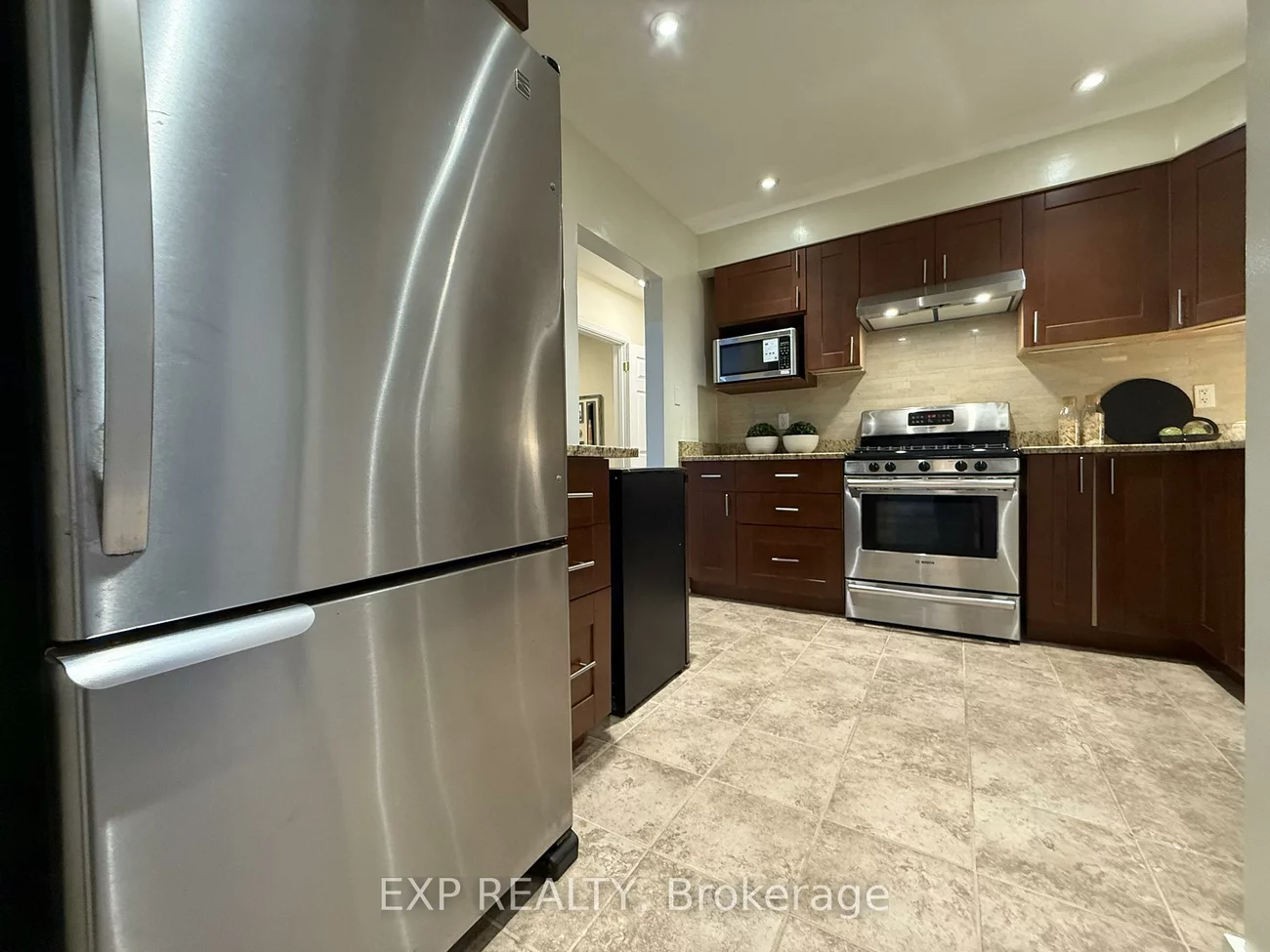 81, Meldazy, Bendale, Toronto