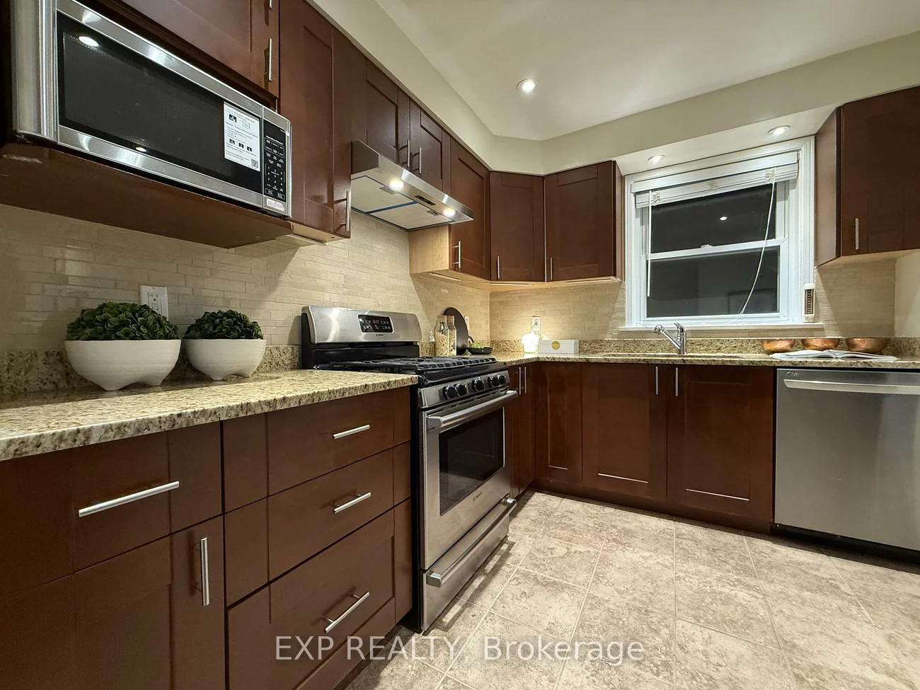 81, Meldazy, Bendale, Toronto