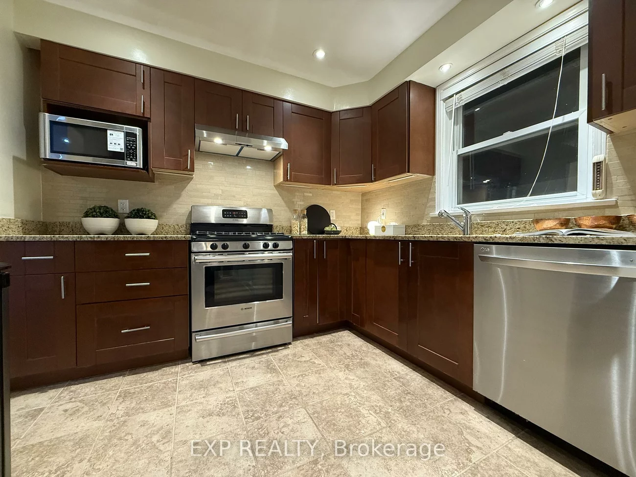 81, Meldazy, Bendale, Toronto