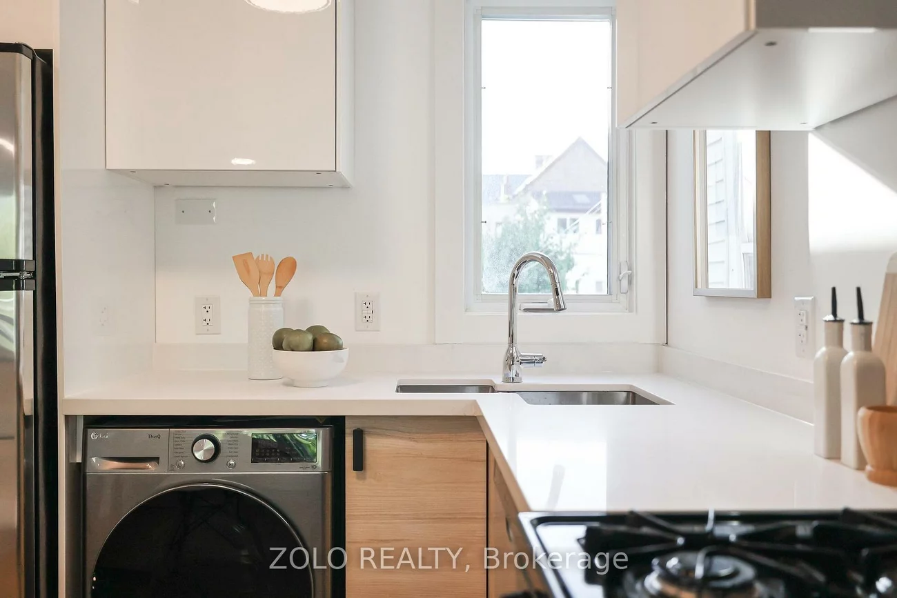 24, Poucher, Blake-Jones, Toronto