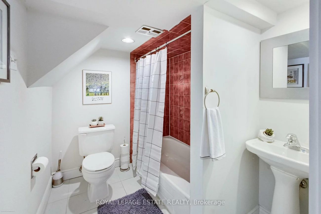 165, Oakcrest, East End-Danforth, Toronto