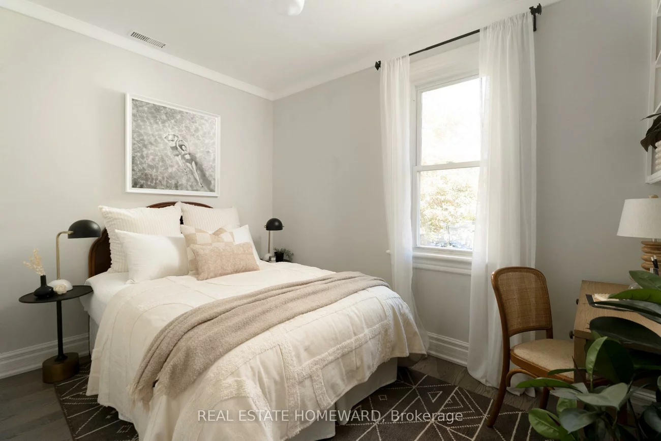 122, Simpson, North Riverdale, Toronto