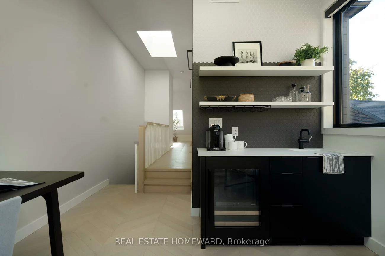 122, Simpson, North Riverdale, Toronto