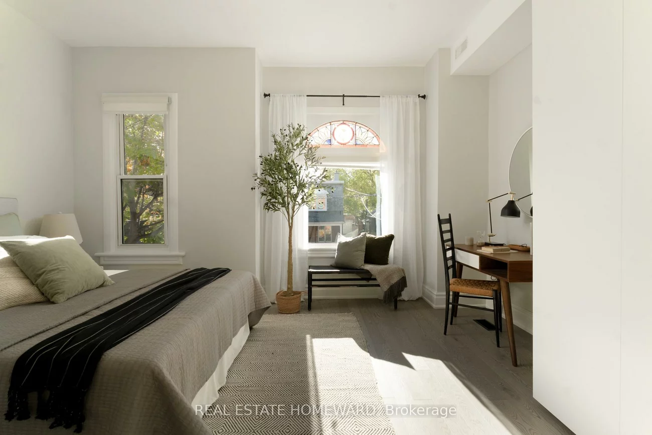 122, Simpson, North Riverdale, Toronto