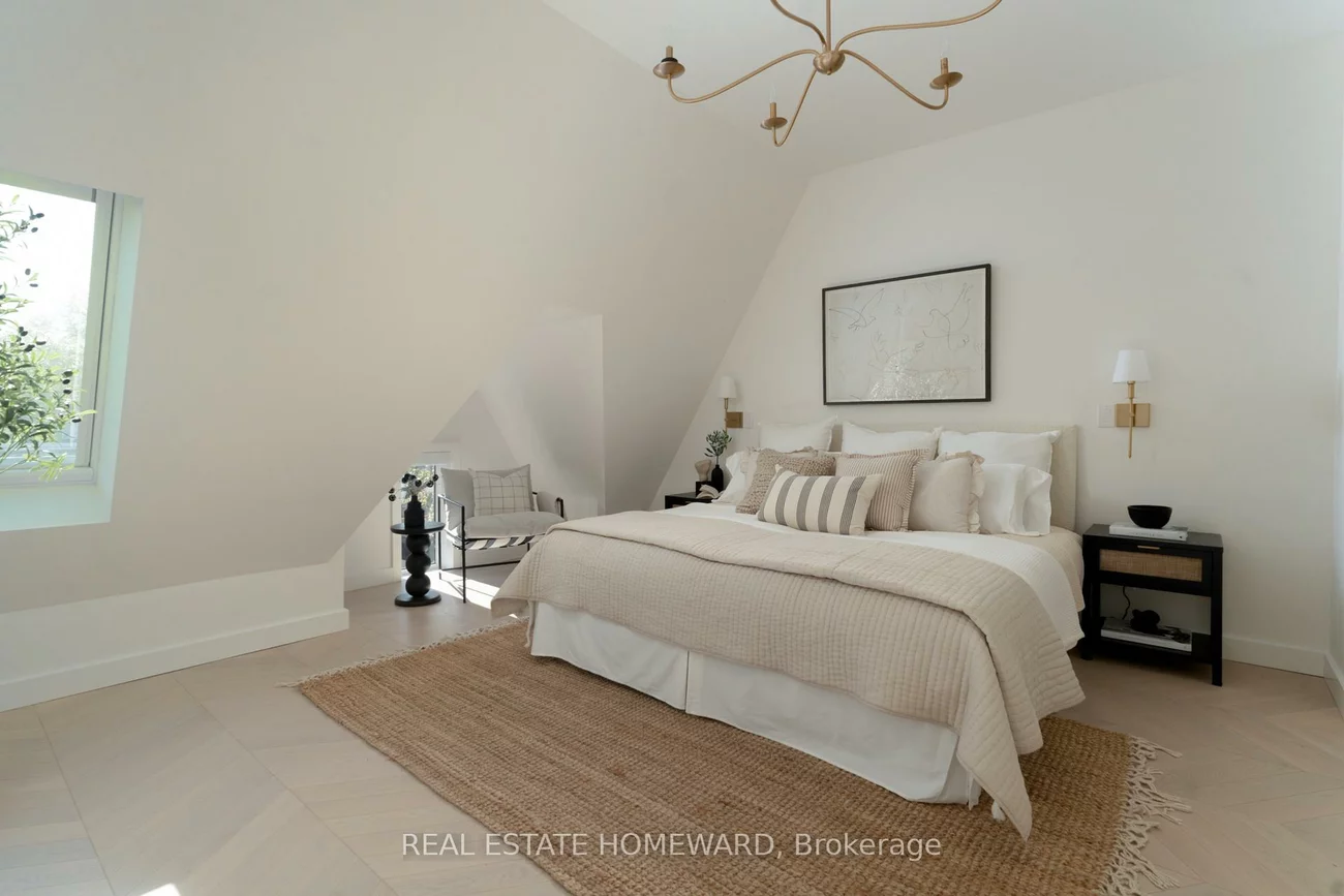 122, Simpson, North Riverdale, Toronto