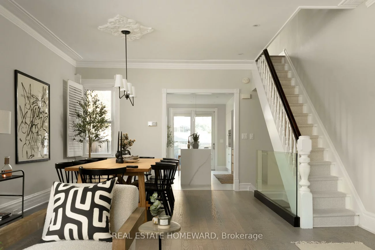 122, Simpson, North Riverdale, Toronto