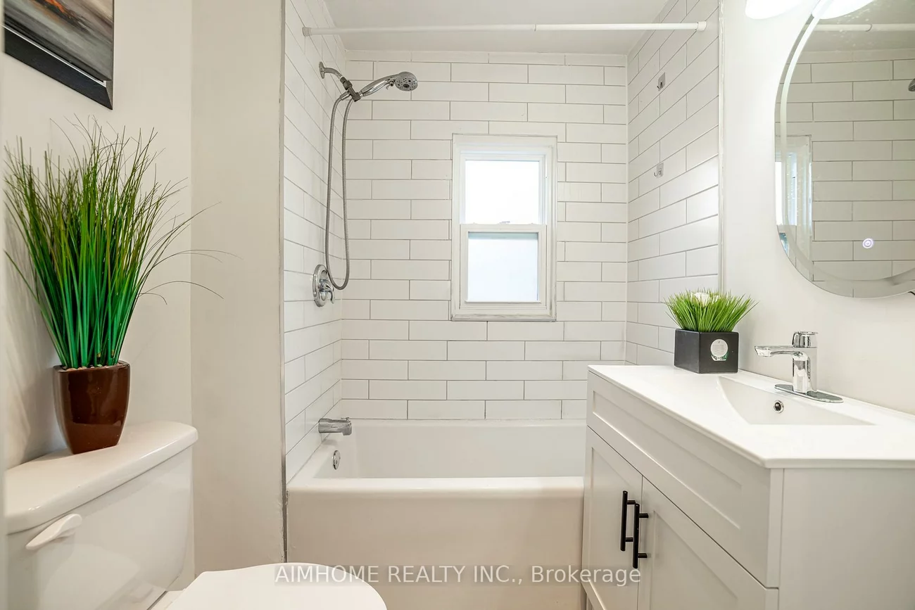 497, Dawes, O'Connor-Parkview, Toronto