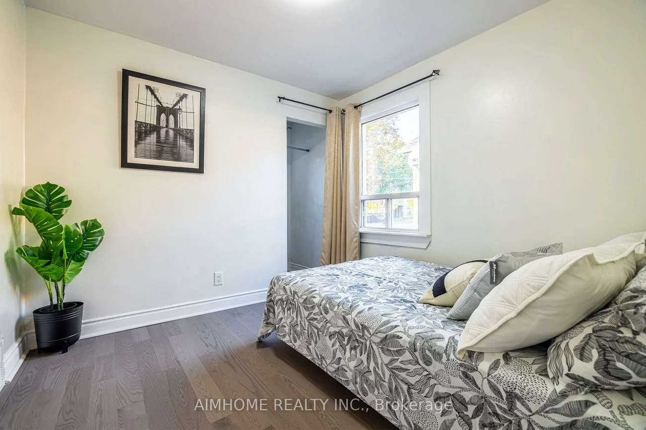497, Dawes, O'Connor-Parkview, Toronto
