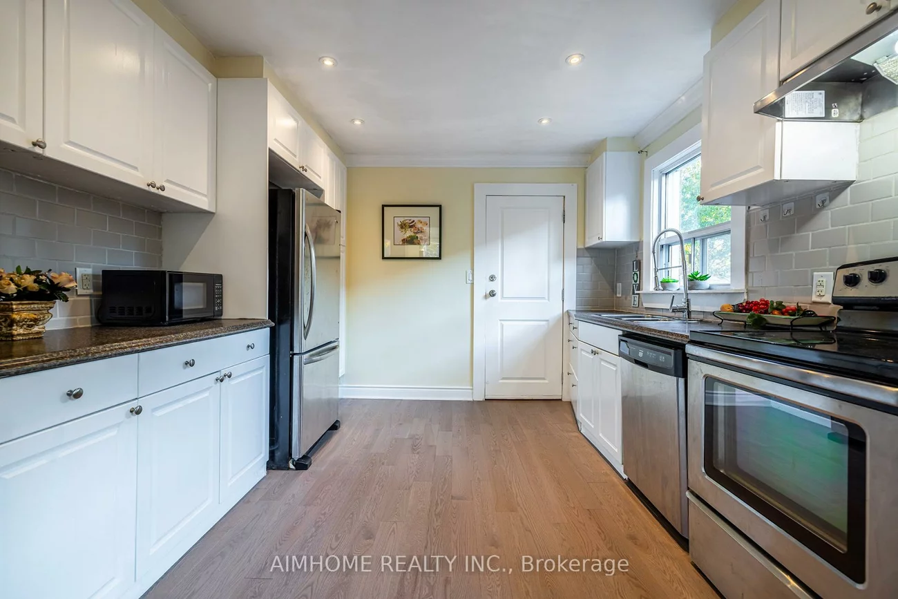 497, Dawes, O'Connor-Parkview, Toronto