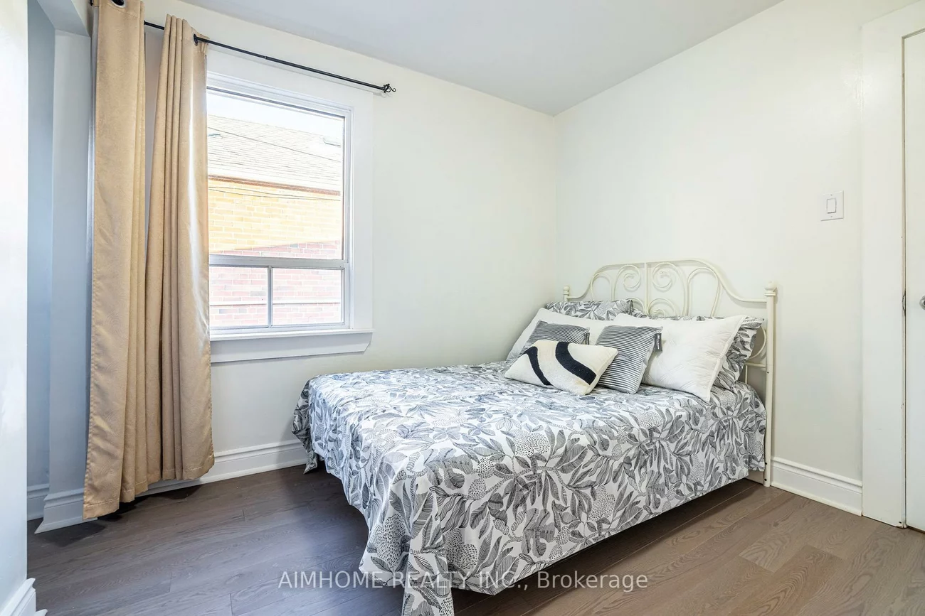 497, Dawes, O'Connor-Parkview, Toronto