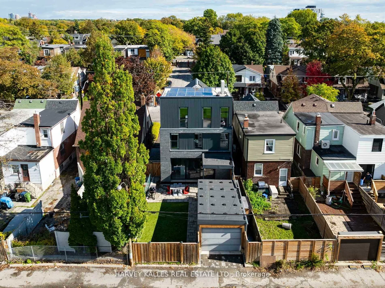 60, Hiltz, South Riverdale, Toronto