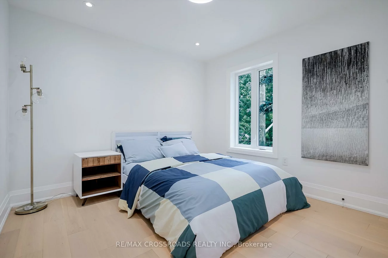 108, Park, Birchcliffe-Cliffside, Toronto