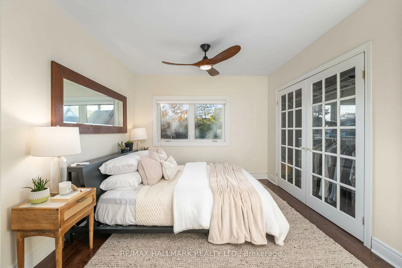 89, Knox, Greenwood-Coxwell, Toronto