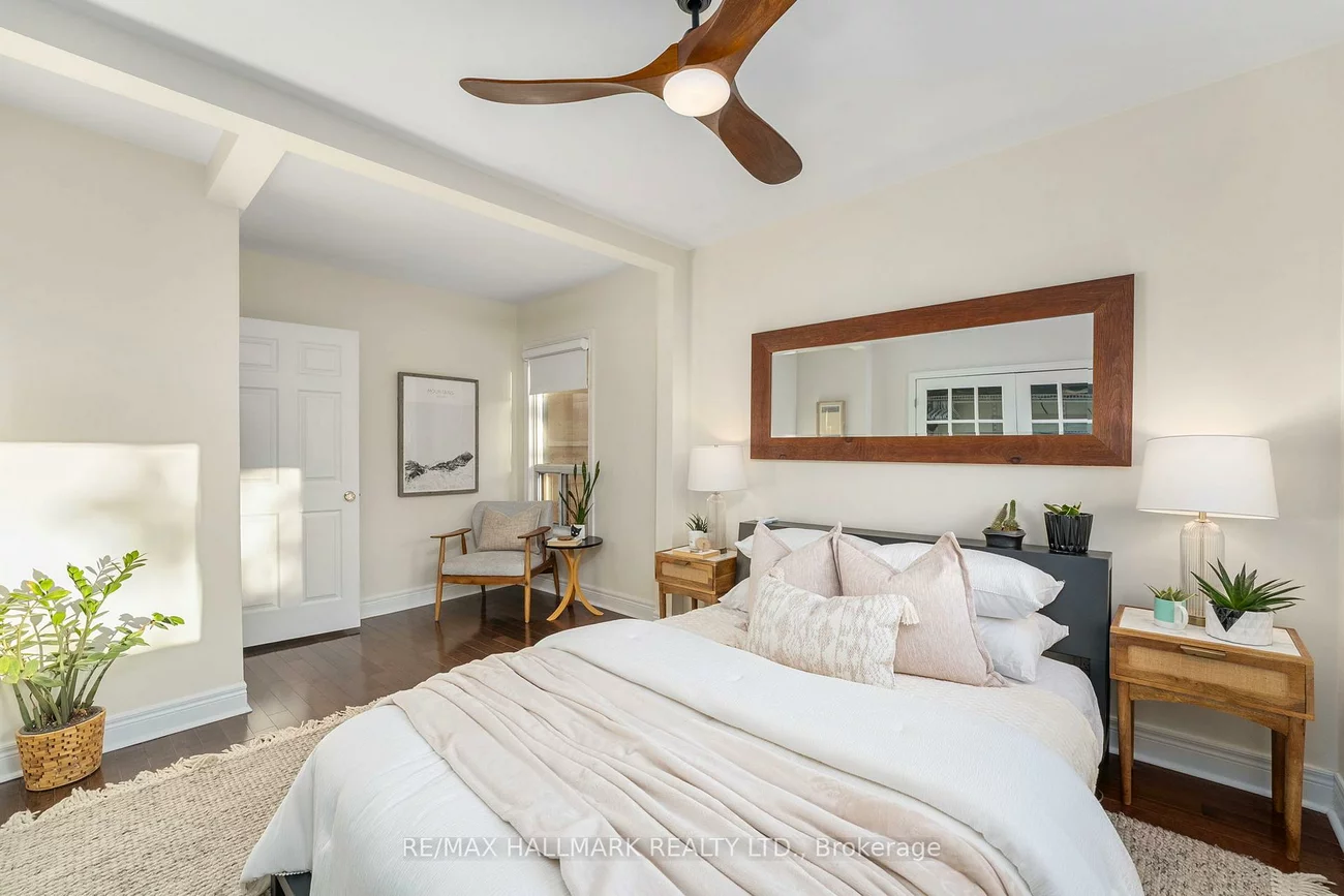 89, Knox, Greenwood-Coxwell, Toronto