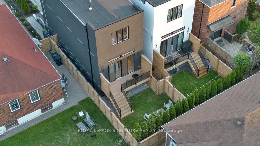 74B, Floyd, Broadview North, Toronto