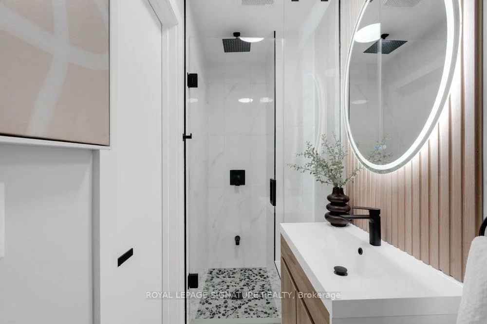 186, Parkmount, Greenwood-Coxwell, Toronto