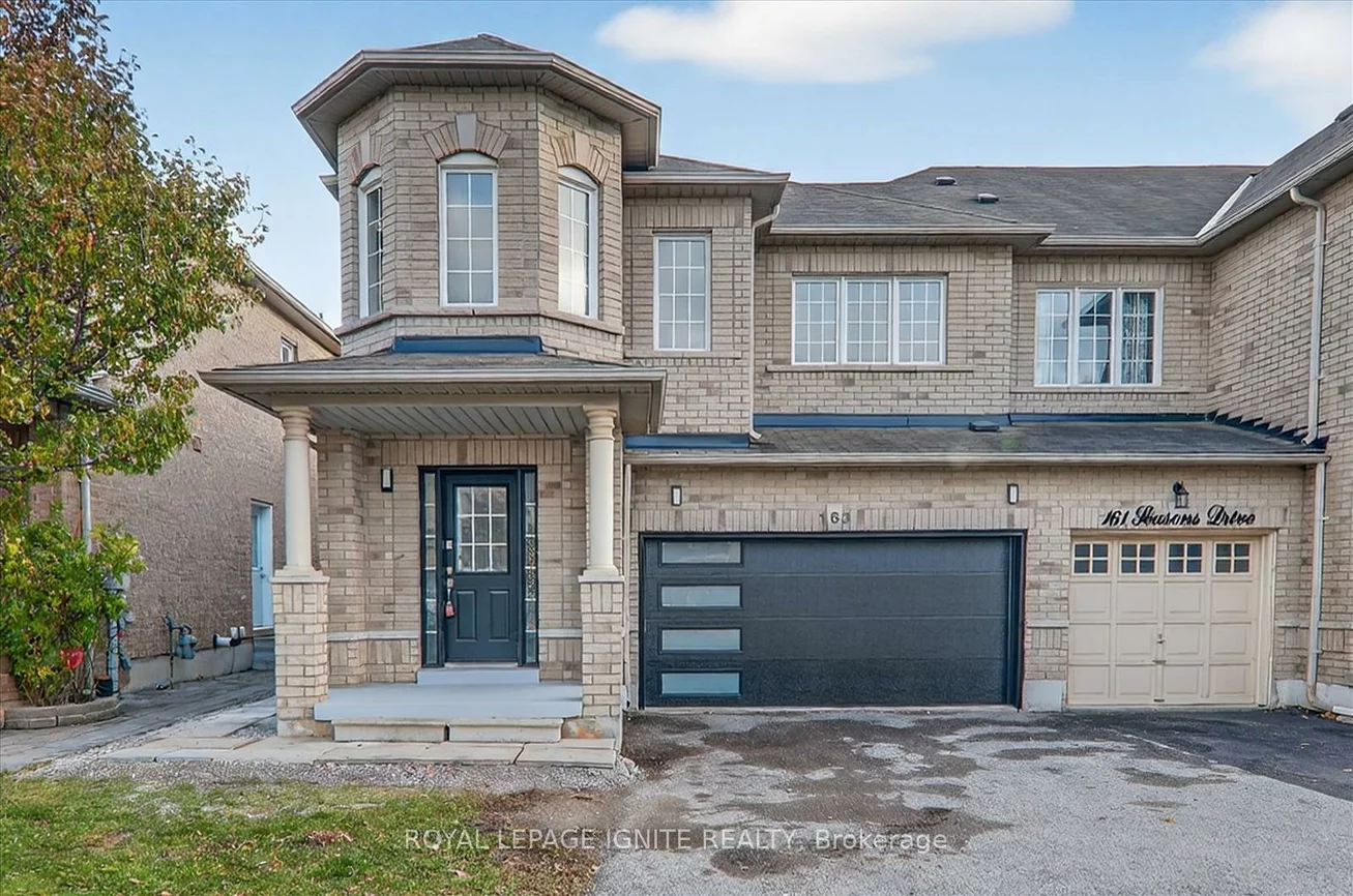 163, Seasons, Rouge E11, Toronto