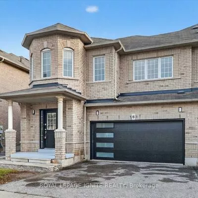 163, Seasons, Rouge E11, Toronto