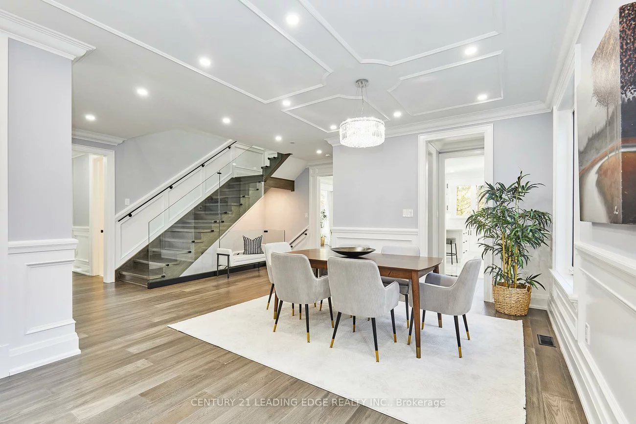 24, Larwood, Cliffcrest, Toronto