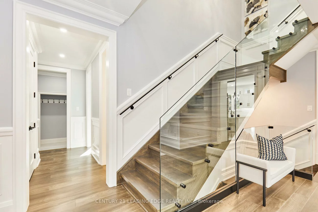 24, Larwood, Cliffcrest, Toronto