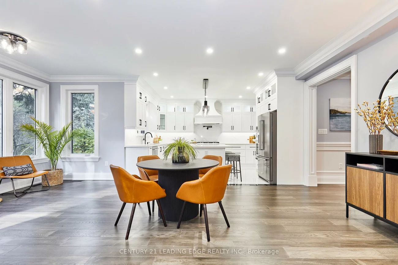 24, Larwood, Cliffcrest, Toronto