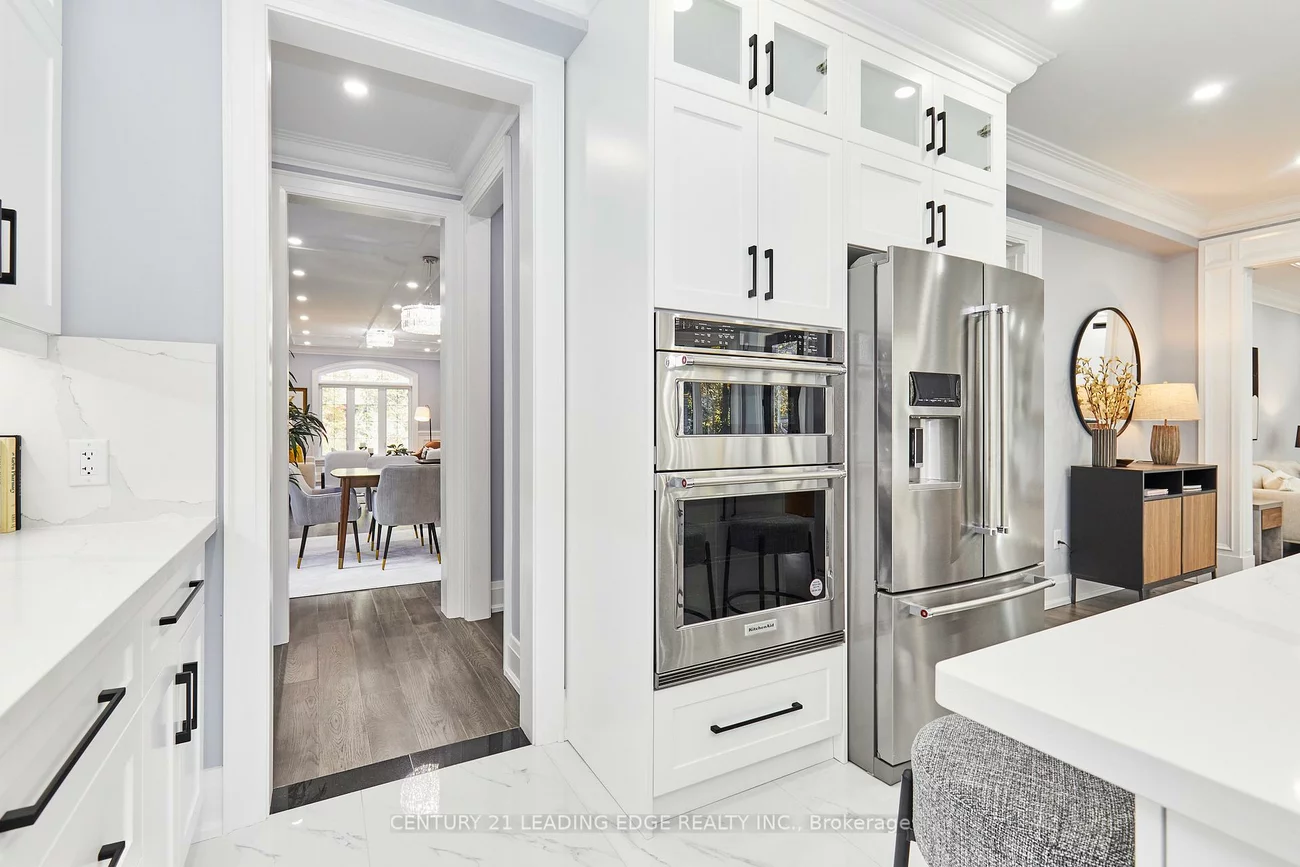 24, Larwood, Cliffcrest, Toronto