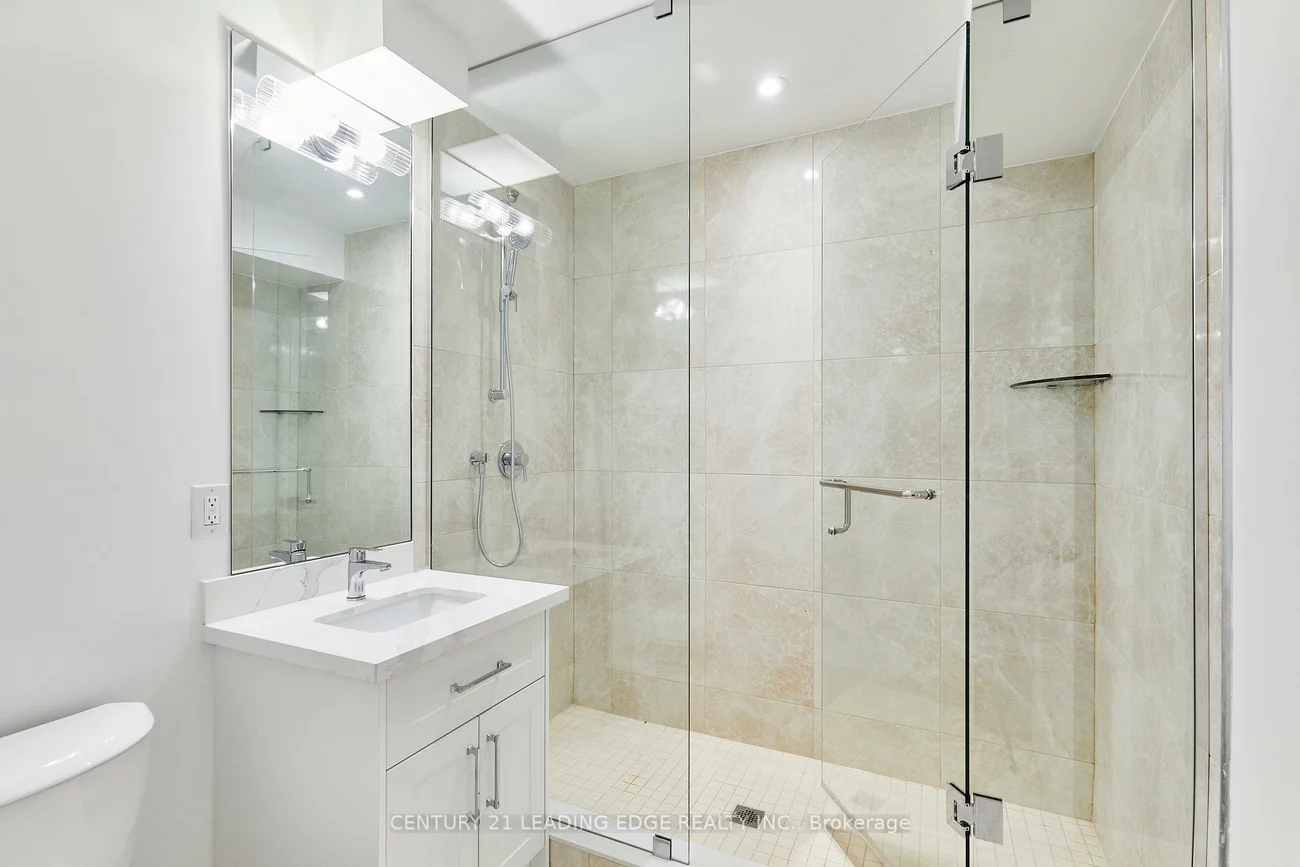 24, Larwood, Cliffcrest, Toronto