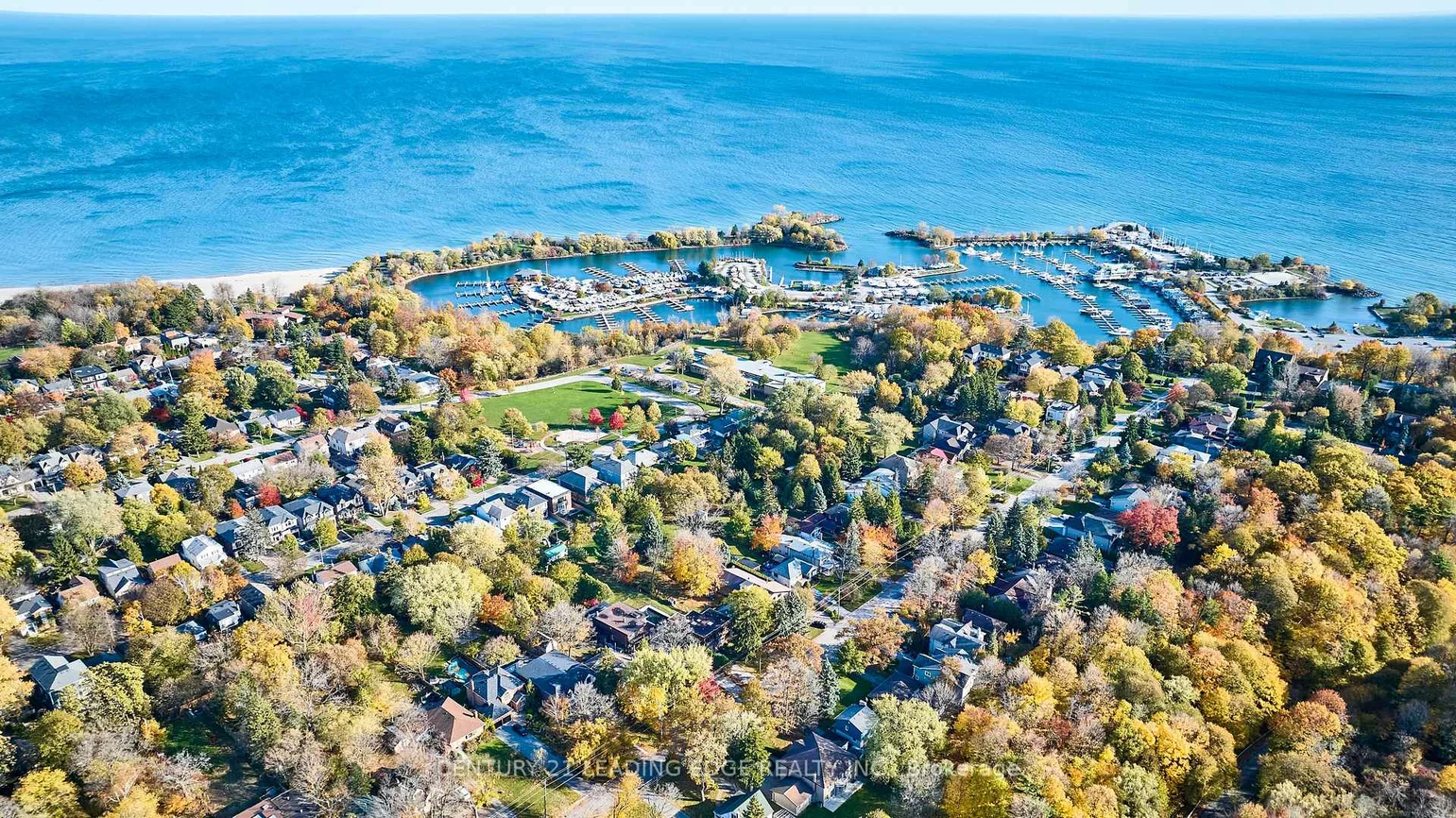 24, Larwood, Cliffcrest, Toronto