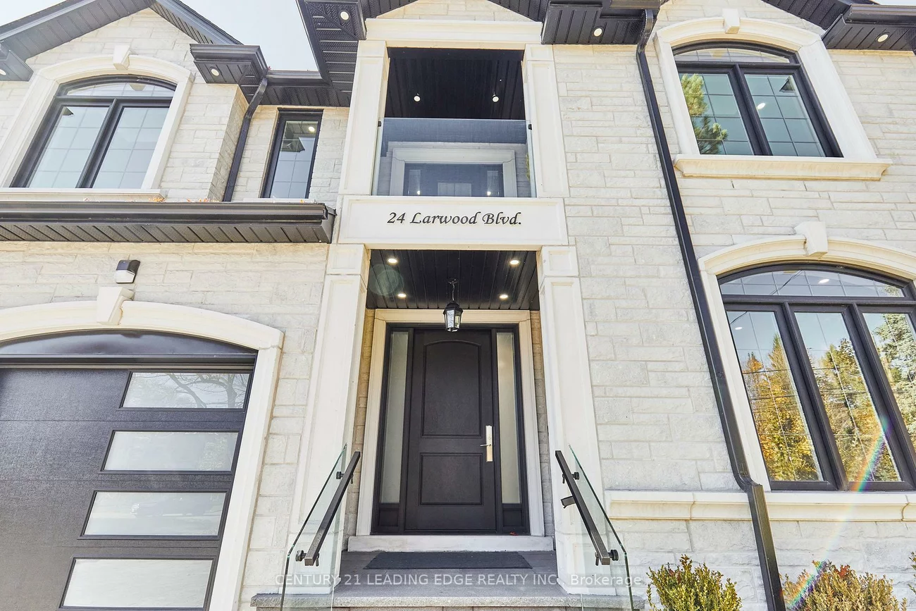 24, Larwood, Cliffcrest, Toronto
