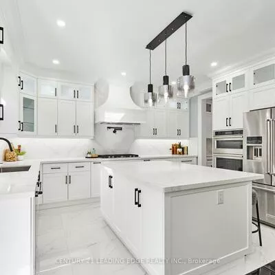 24, Larwood, Cliffcrest, Toronto