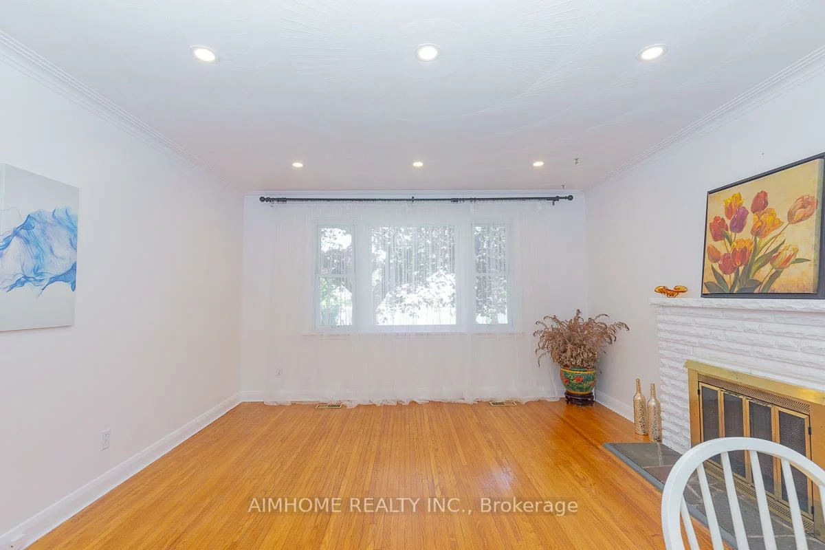 12, Canham, Agincourt South-Malvern West, Toronto