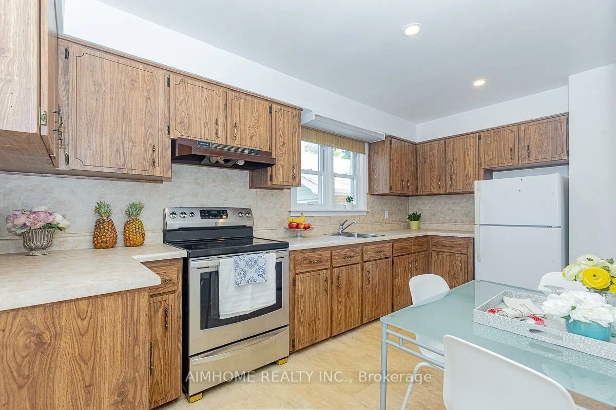 12, Canham, Agincourt South-Malvern West, Toronto