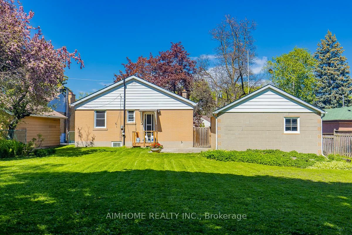 12, Canham, Agincourt South-Malvern West, Toronto