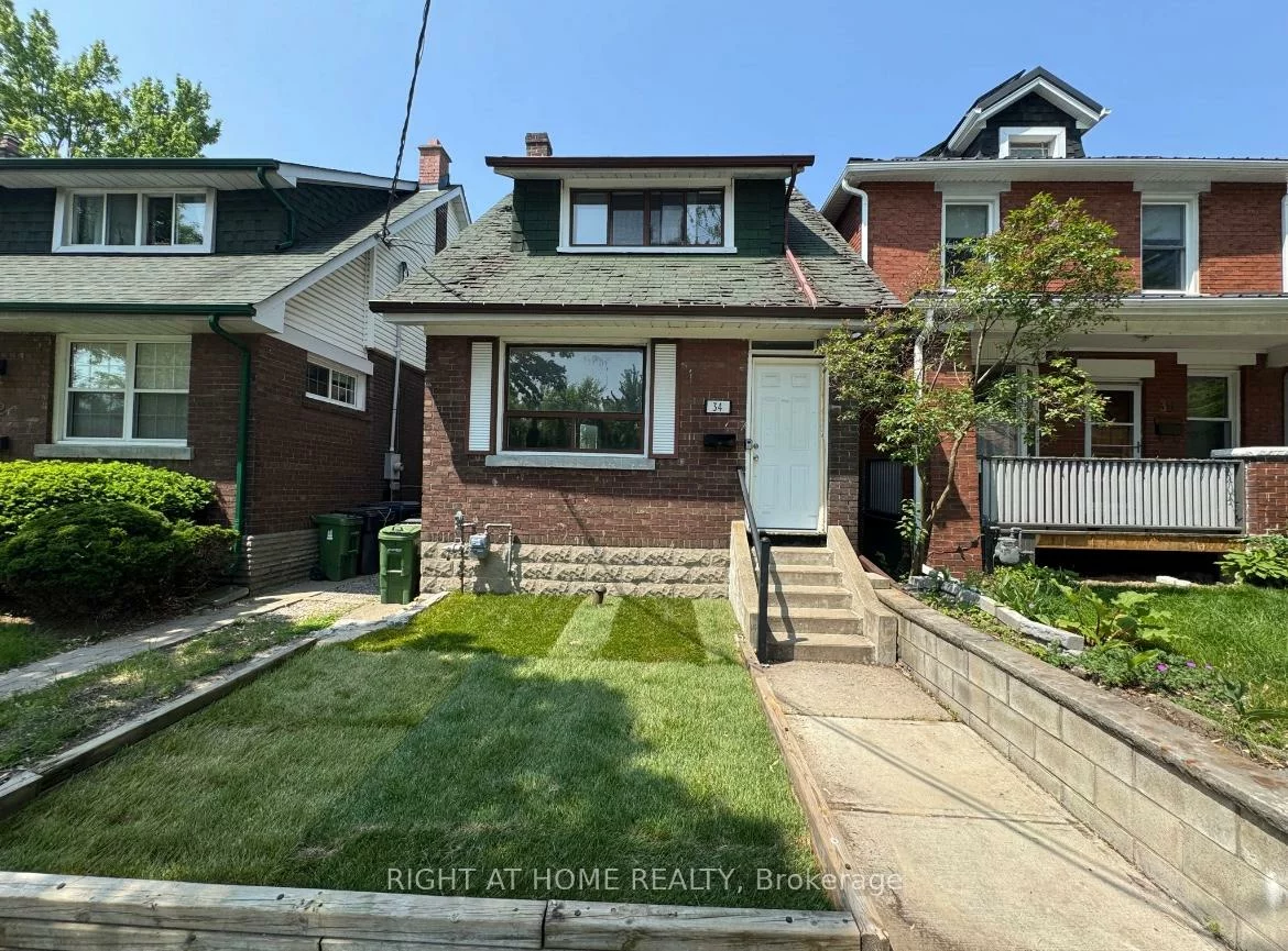 34, Woodington, Danforth, Toronto