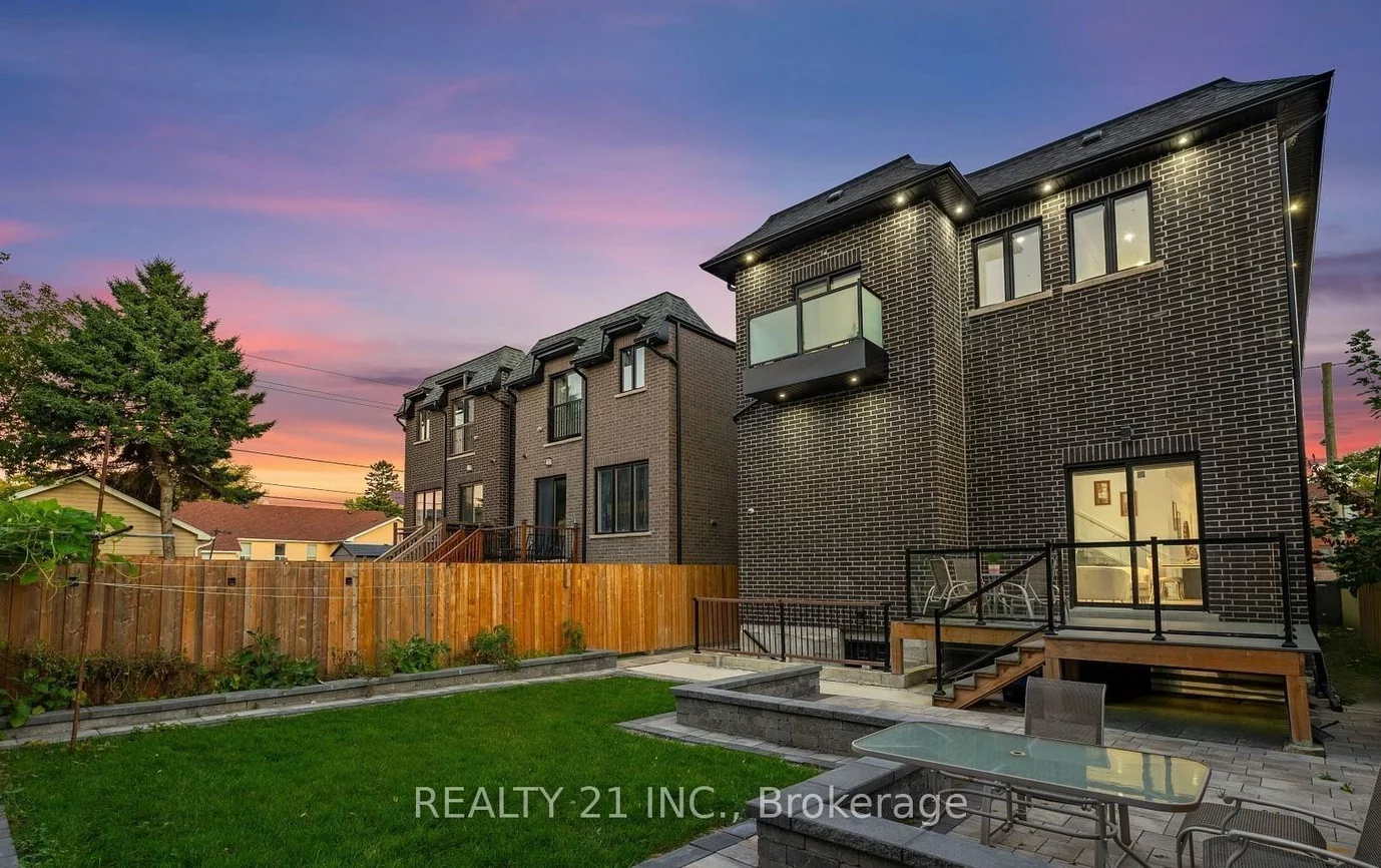 36, Craiglee, Birchcliffe-Cliffside, Toronto