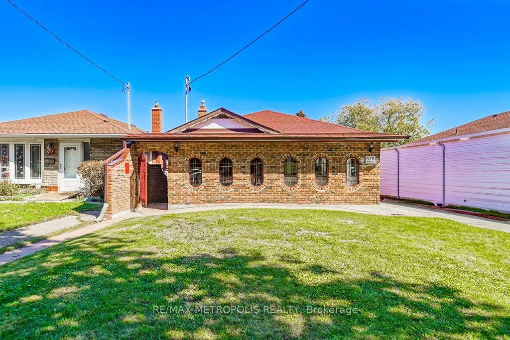 575, Bellamy, Woburn, Toronto