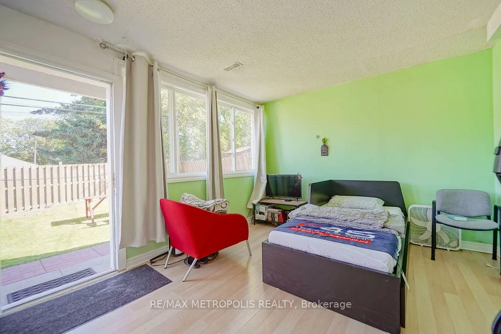 575, Bellamy, Woburn, Toronto