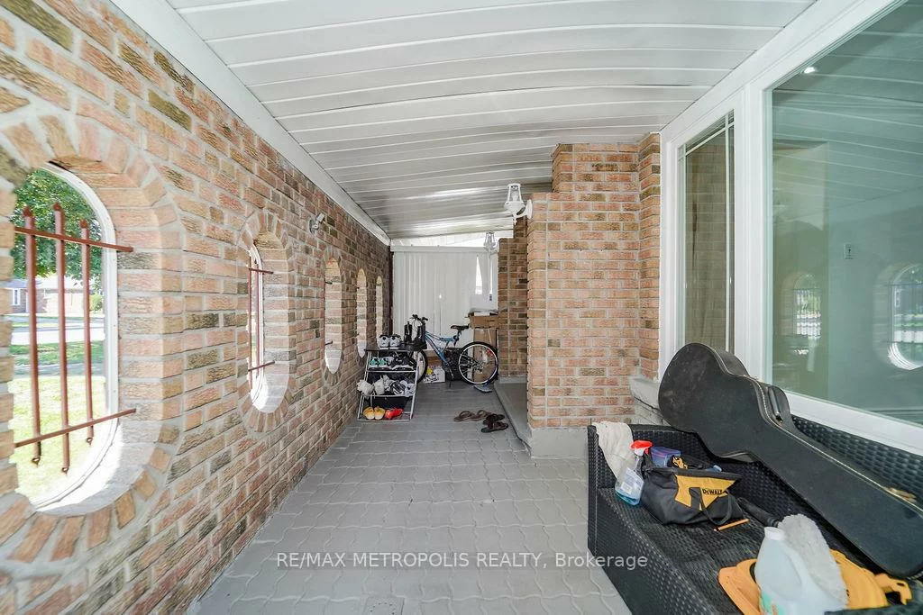 575, Bellamy, Woburn, Toronto