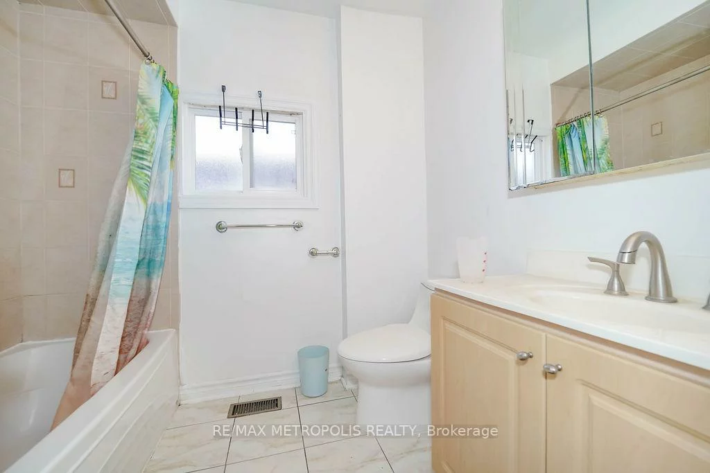 575, Bellamy, Woburn, Toronto