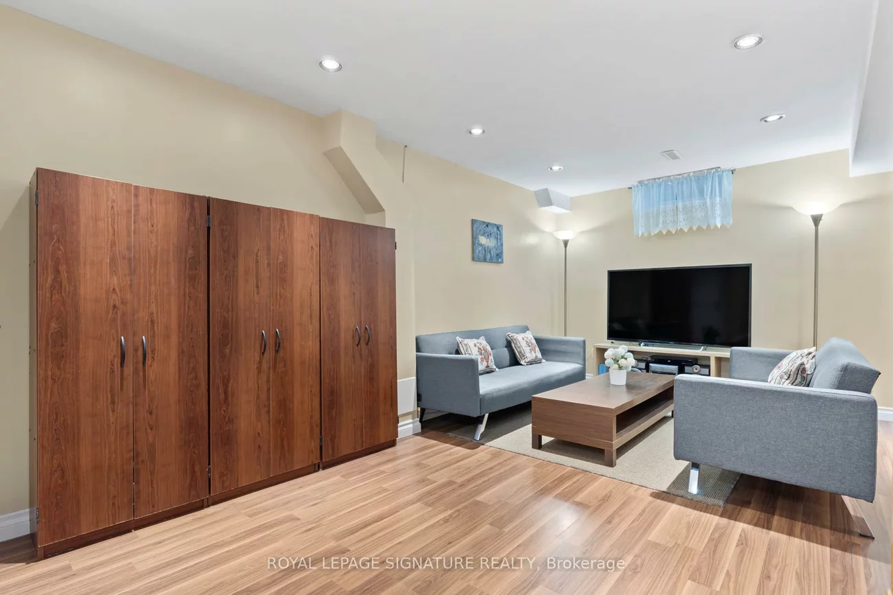 85, Bradstone, Malvern, Toronto