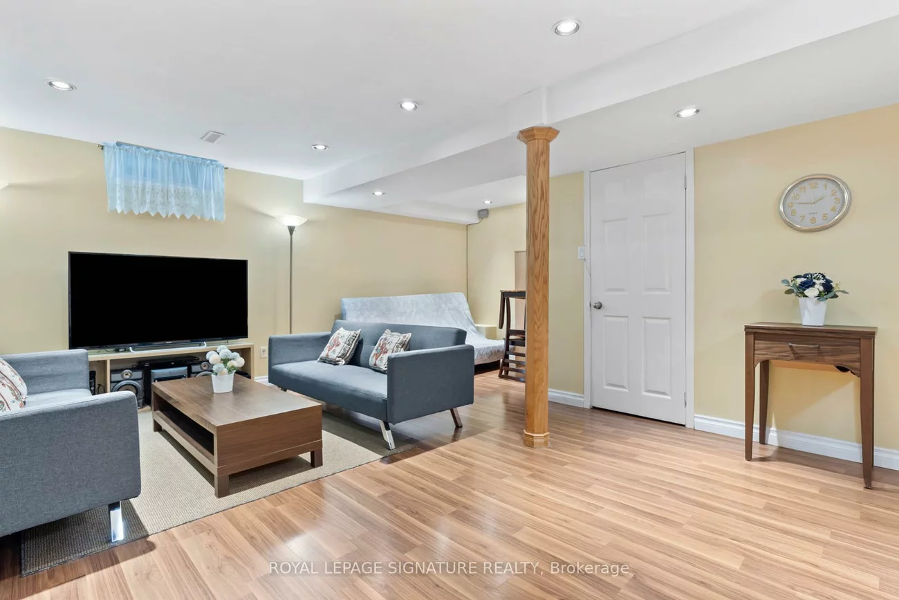 85, Bradstone, Malvern, Toronto