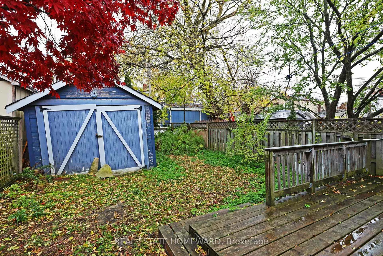 281, Queensdale, Danforth Village-East York, Toronto