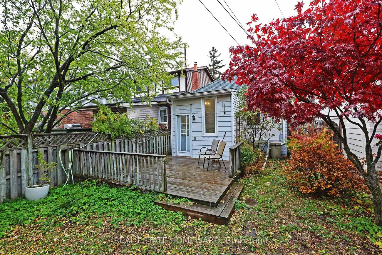 281, Queensdale, Danforth Village-East York, Toronto