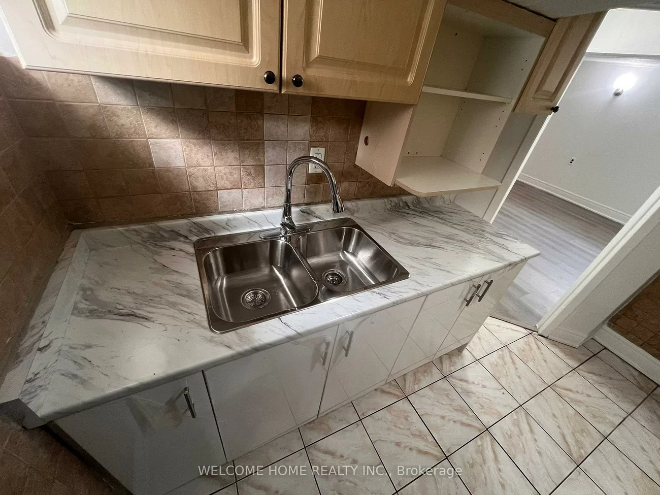 56, Ascolda, Eglinton East, Toronto