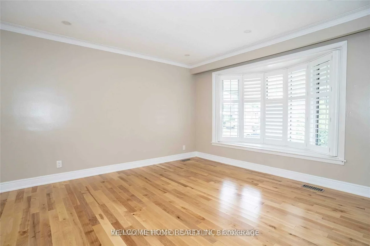 56, Ascolda, Eglinton East, Toronto