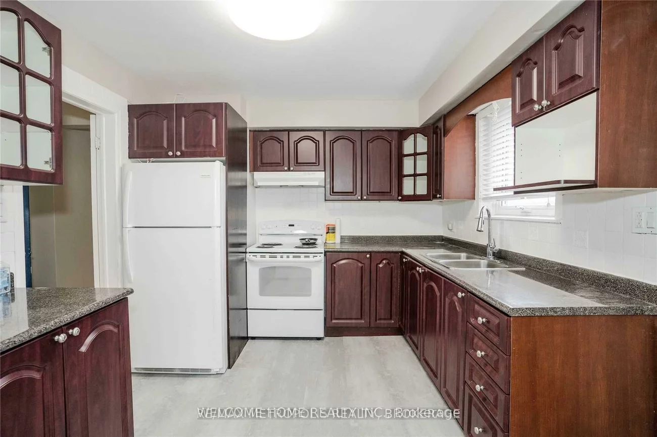 56, Ascolda, Eglinton East, Toronto