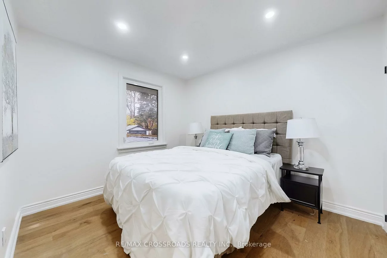 60, Droxford, Wexford-Maryvale, Toronto