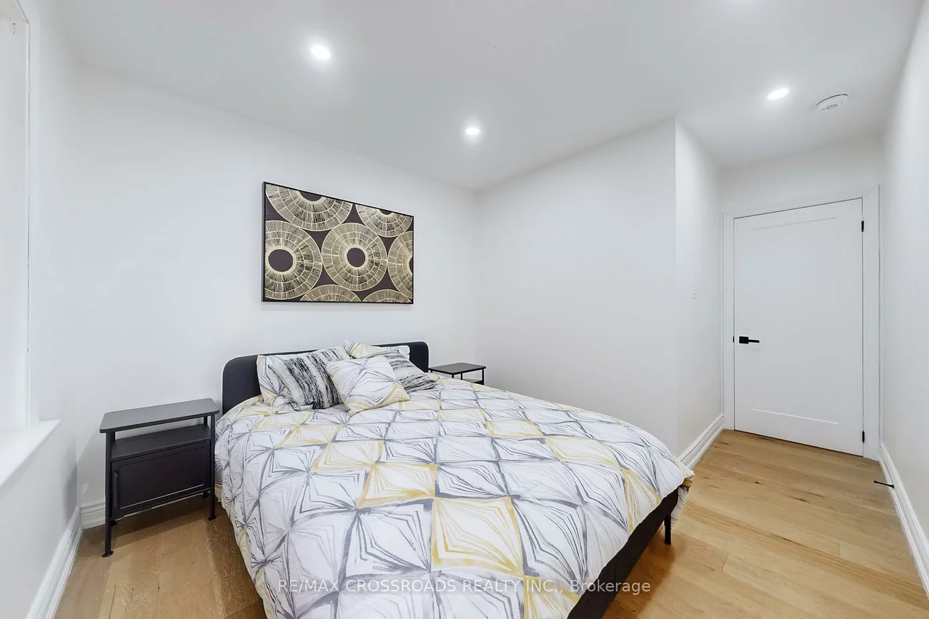 60, Droxford, Wexford-Maryvale, Toronto