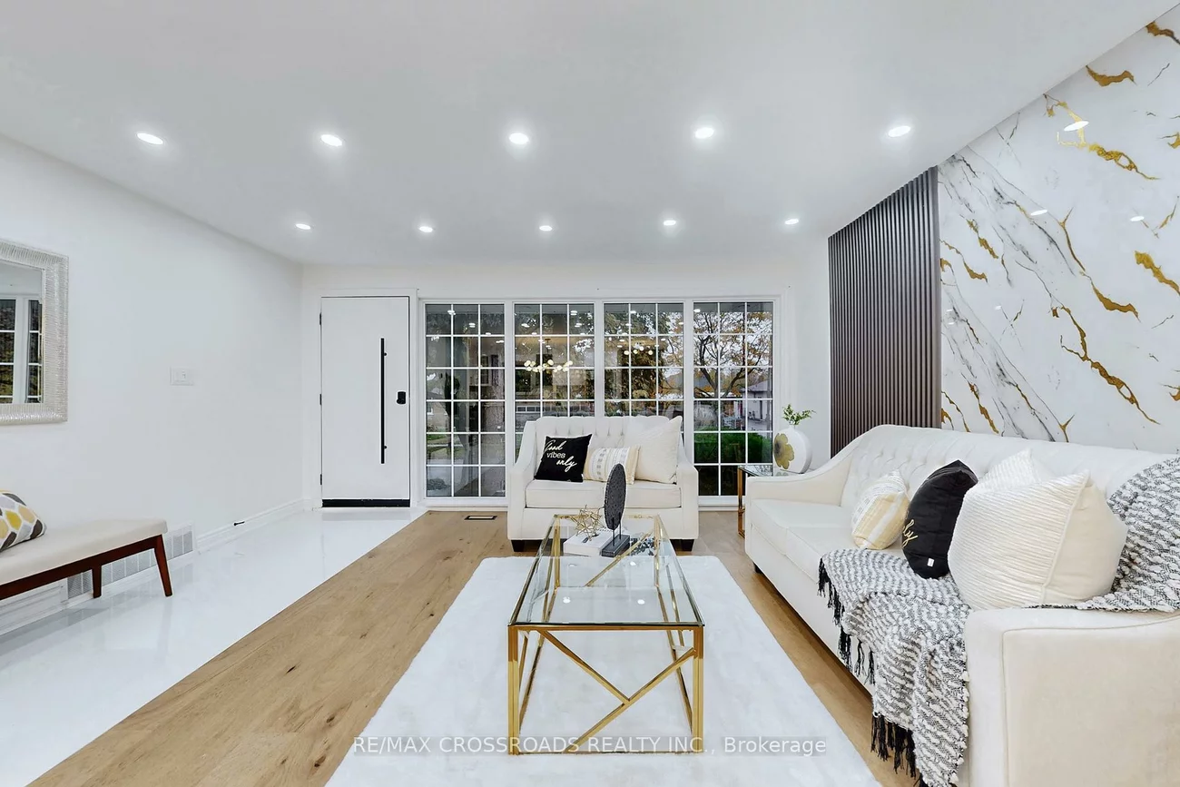 60, Droxford, Wexford-Maryvale, Toronto